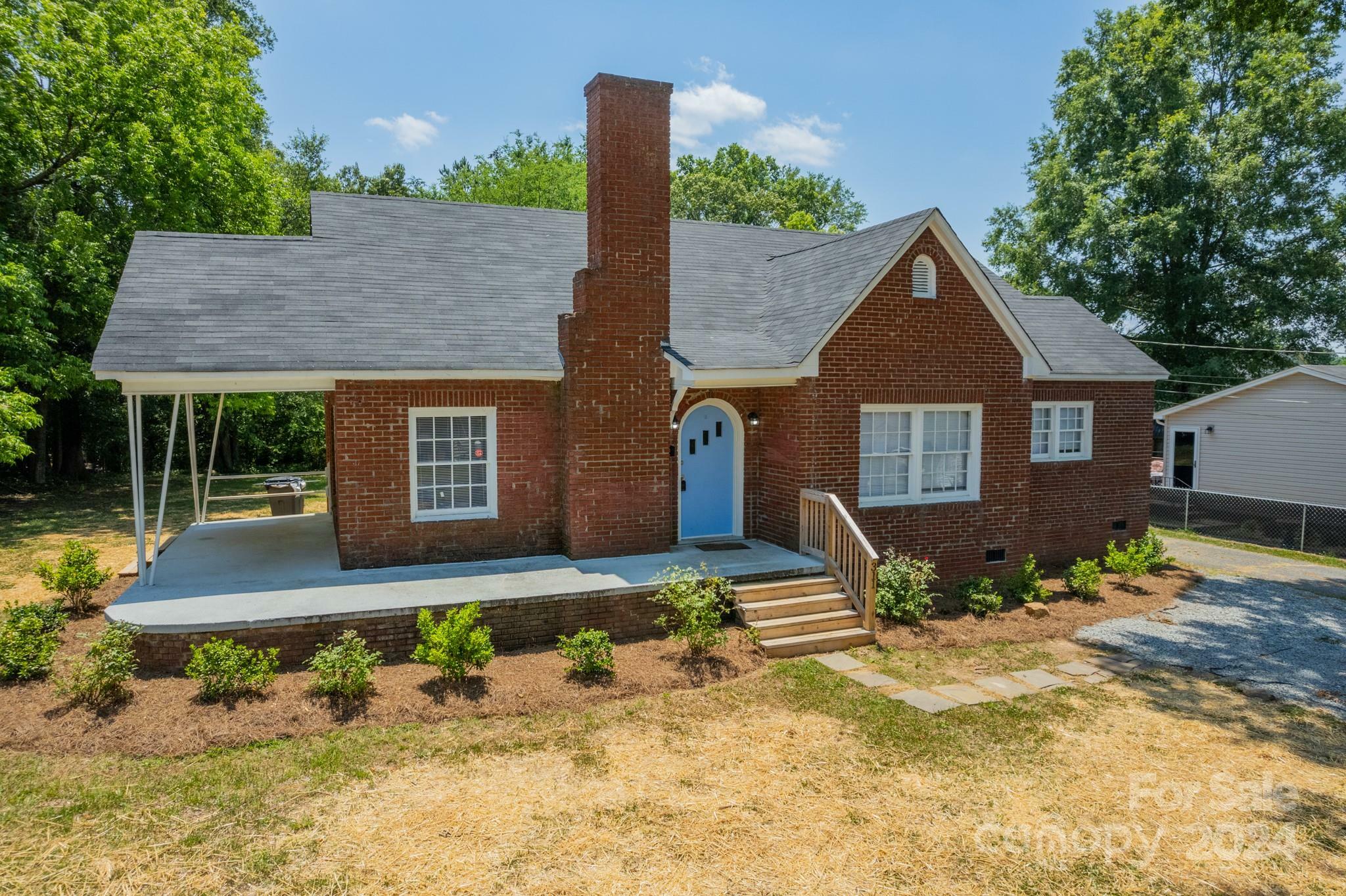 Property Photo:  311 Plum Street  NC 28164 