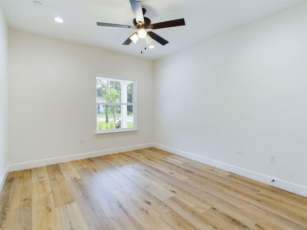 Property Photo:  238 NE Greenbrier Drive  FL 32547 