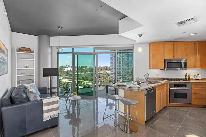 Property Photo:  801 Ash St 1302  CA 92101 