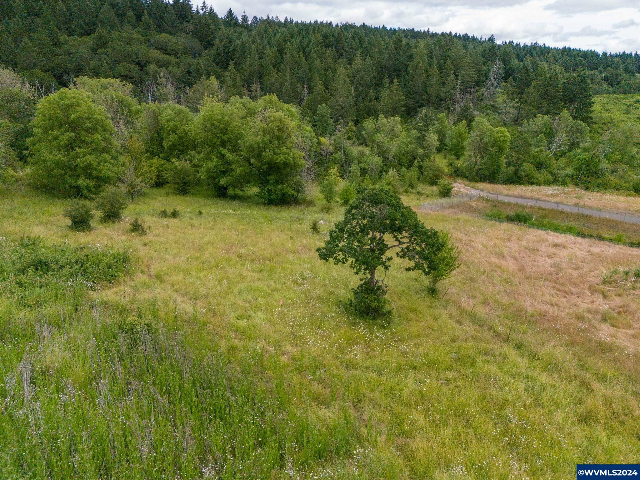 Property Photo: 2770 NW Huckleberry Dr OR 97330