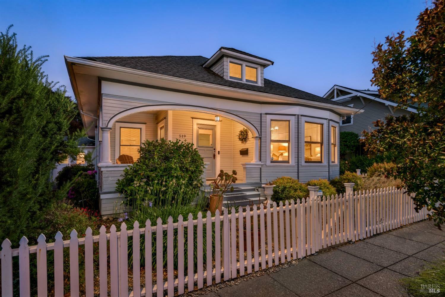 Property Photo:  519 F Street  CA 94952 