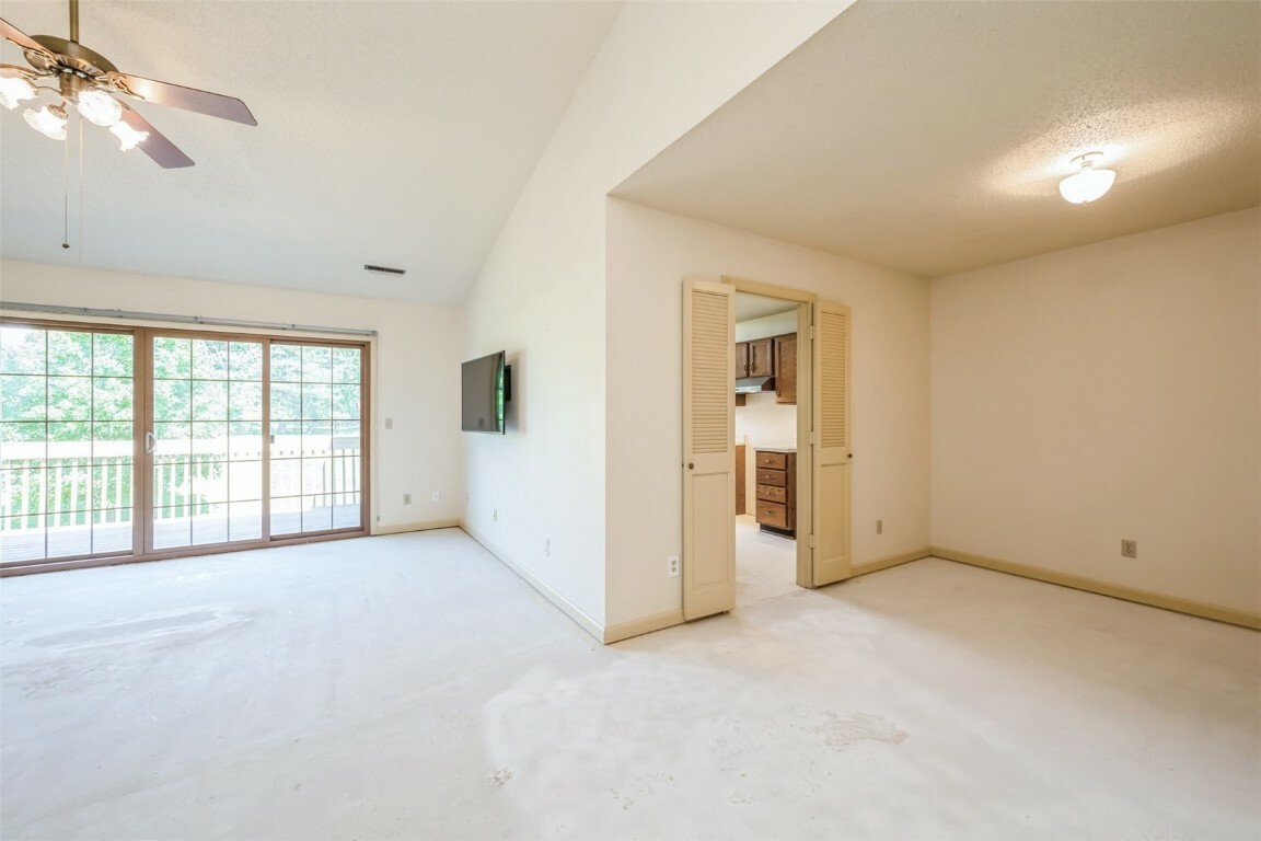 Property Photo:  3607 Foxborough Terrace NE C  IA 52402 