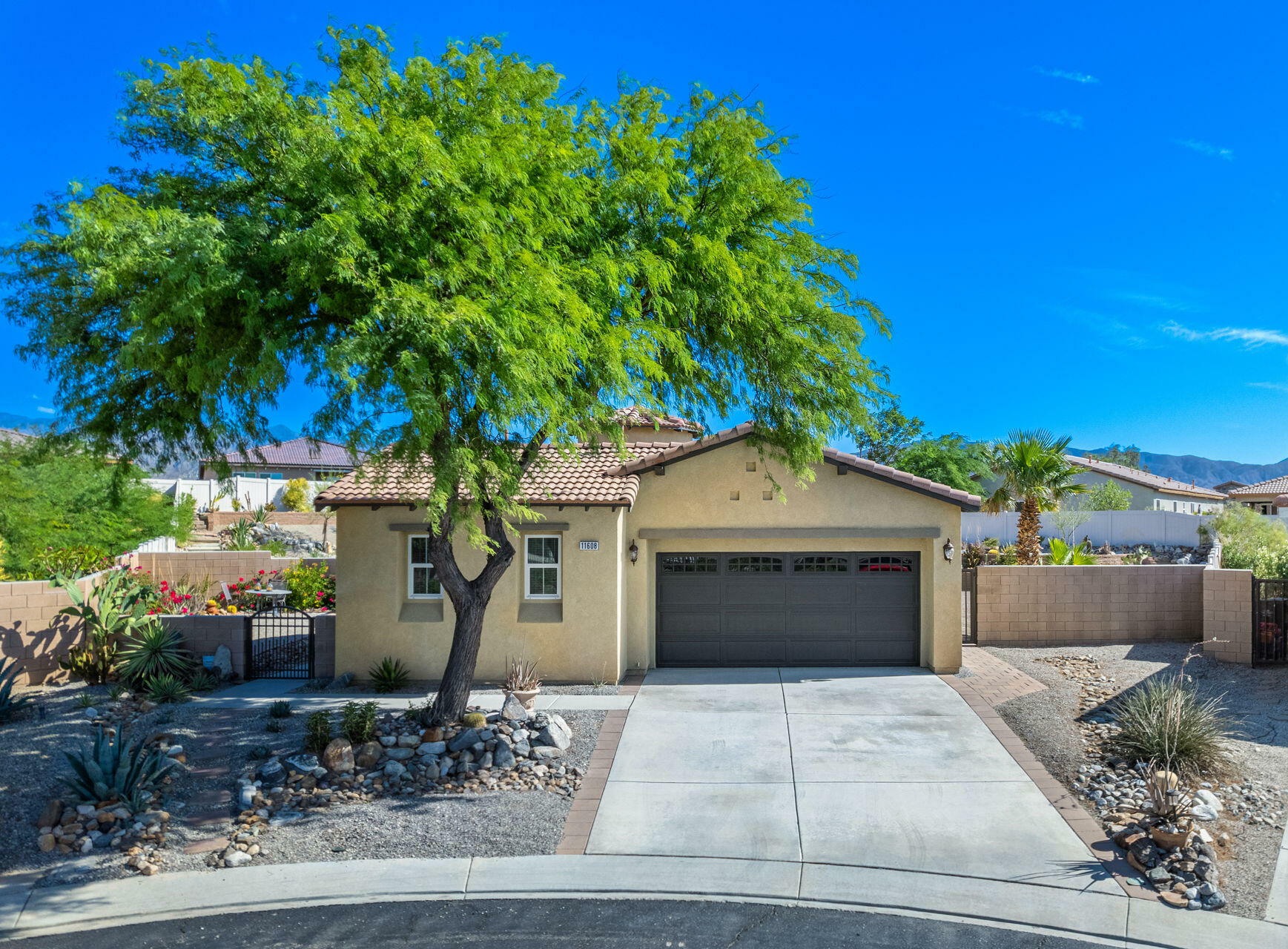 Property Photo:  11608 Evening Sky Drive  CA 92240 