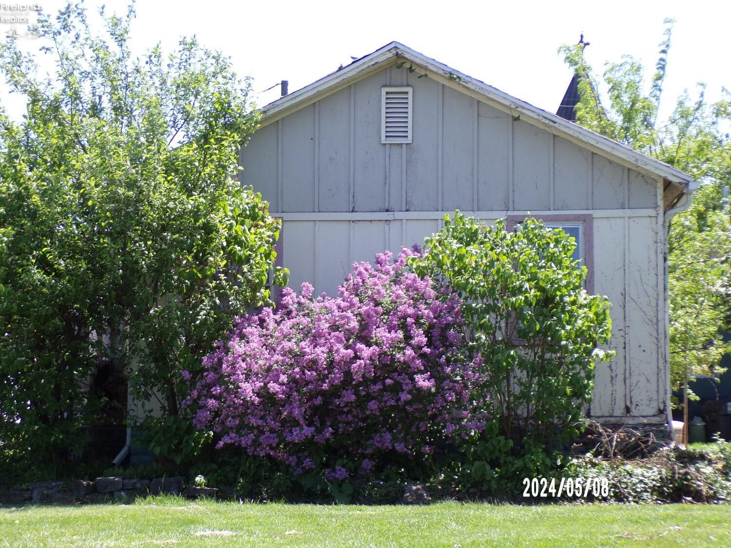 Property Photo:  404 Milne  OH 44870 