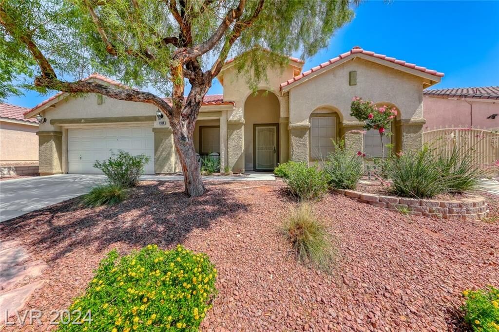 Home for sale in Las Vegas: 8904 Rusty Rifle Avenue, Las Vegas, NV 89143