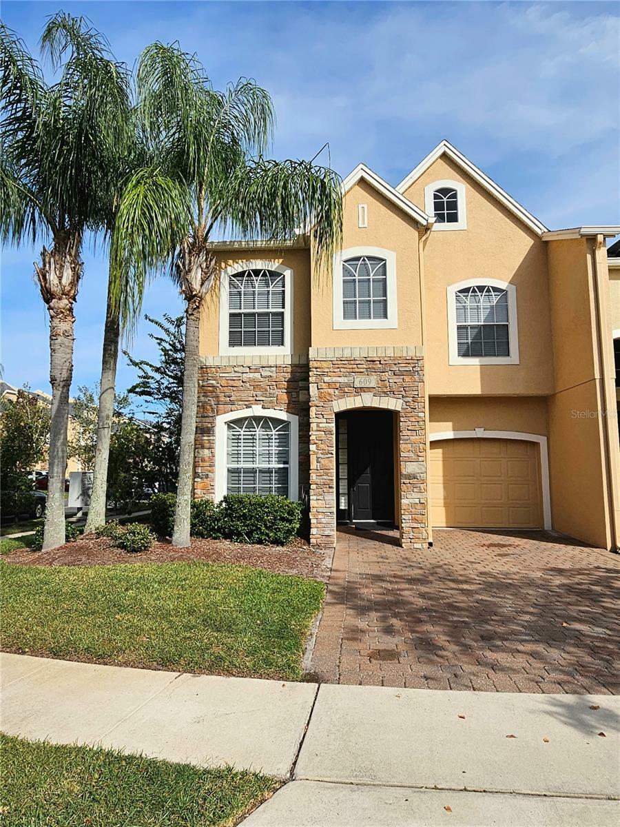 Property Photo:  609 Terrace Spring Drive  FL 32828 