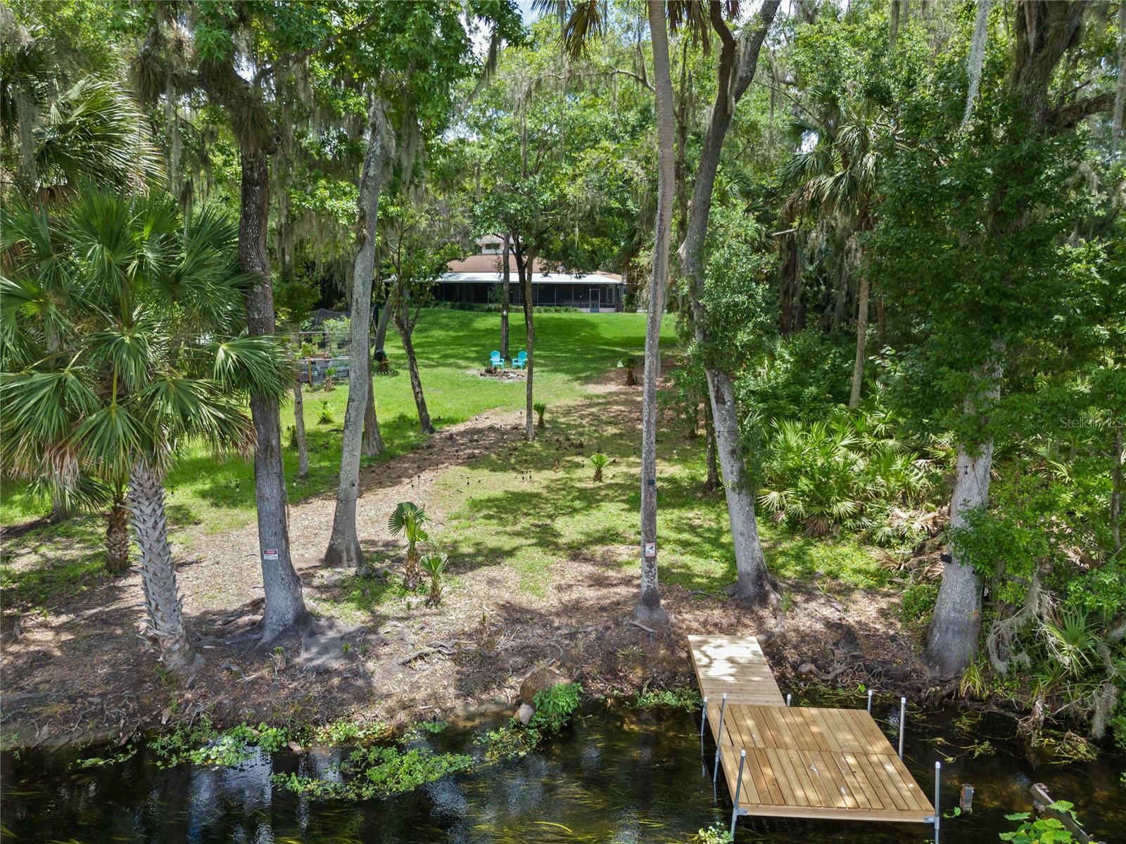 Property Photo: 120 River Oaks Circle FL 32771