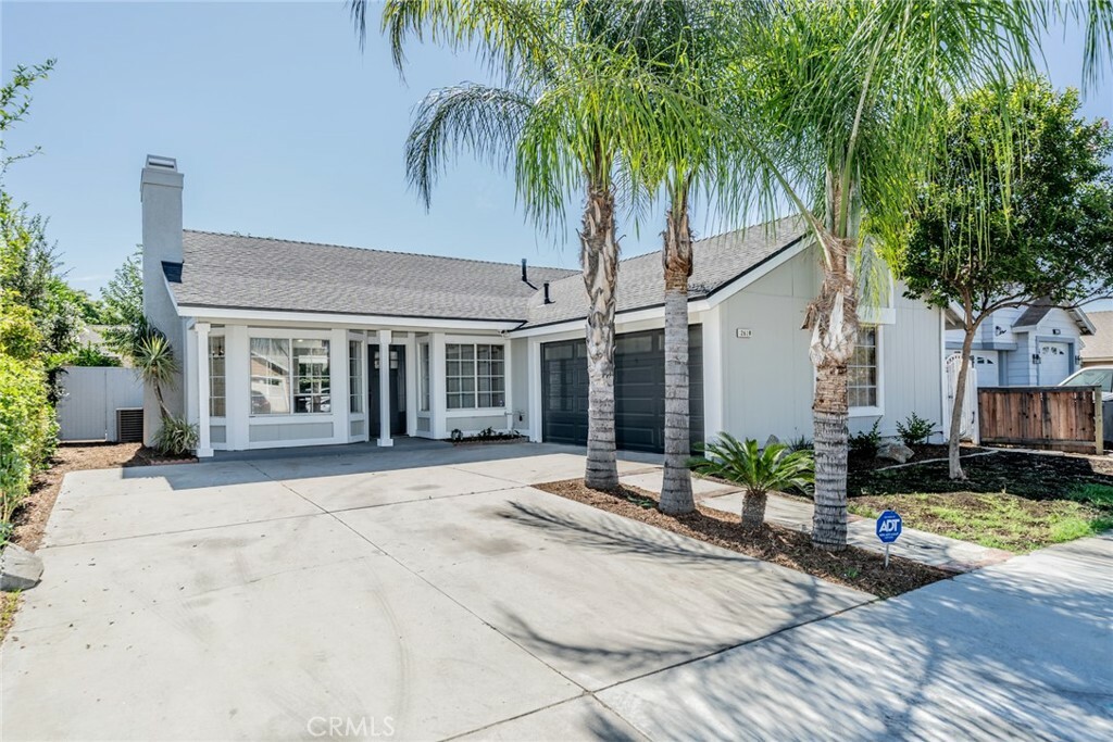 Property Photo:  2619 Pleasant Colony Street  CA 92571 