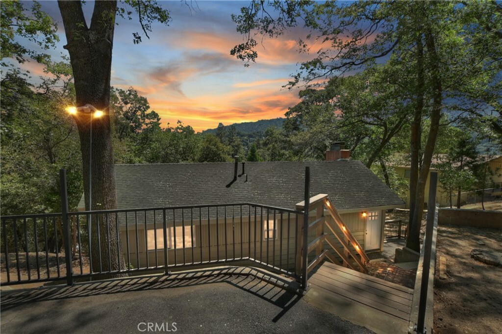 Property Photo:  480 E Zermatt Drive  CA 92325 