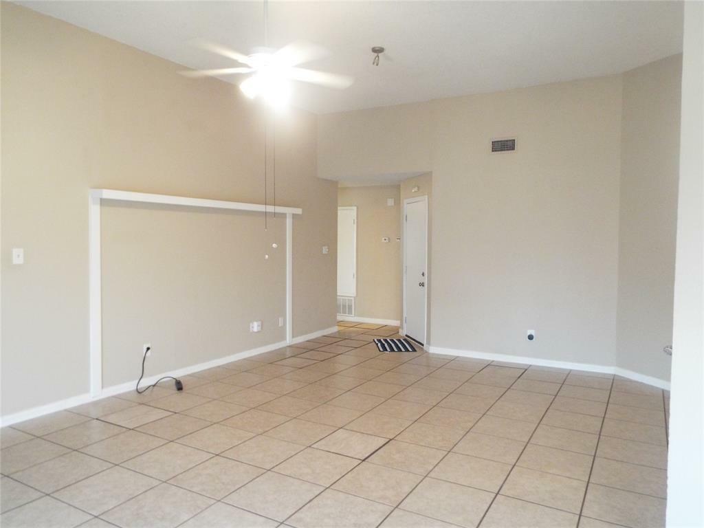 Property Photo:  5318 Yaupon Drive  TX 76018 