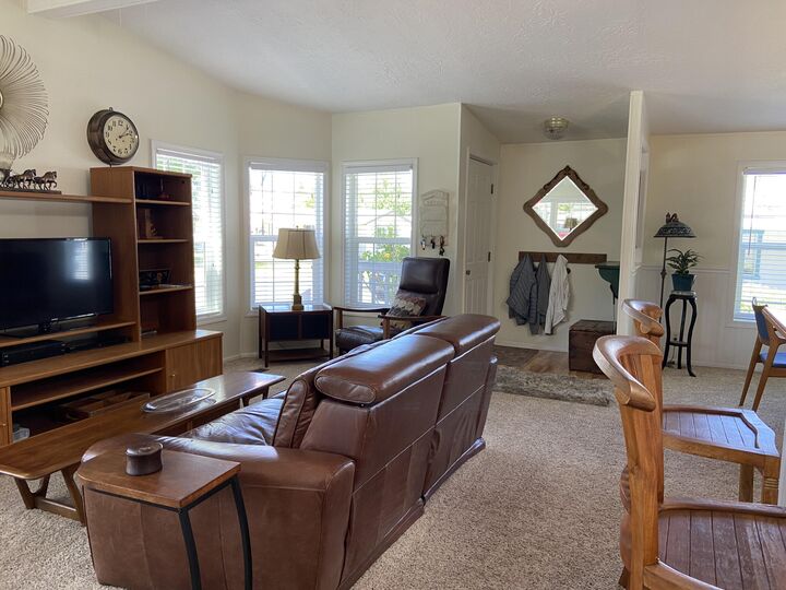 MLS220185459 255 Colver Road 91, Talent, OR 97540