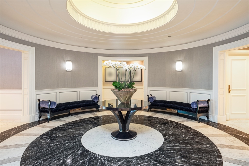 Property Photo:  20 Rowes Wharf Th4  MA 02110 