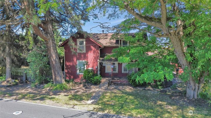 Property Photo:  1730  Wood Avenue  WA 98390 