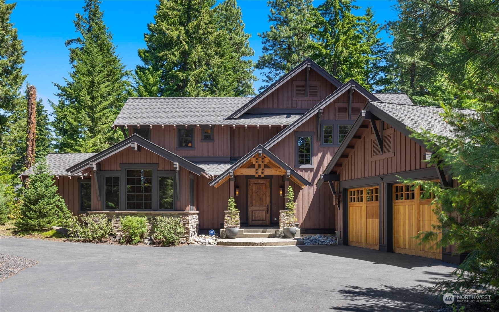 Property Photo:  1730 Larkspur Loop  WA 98922 