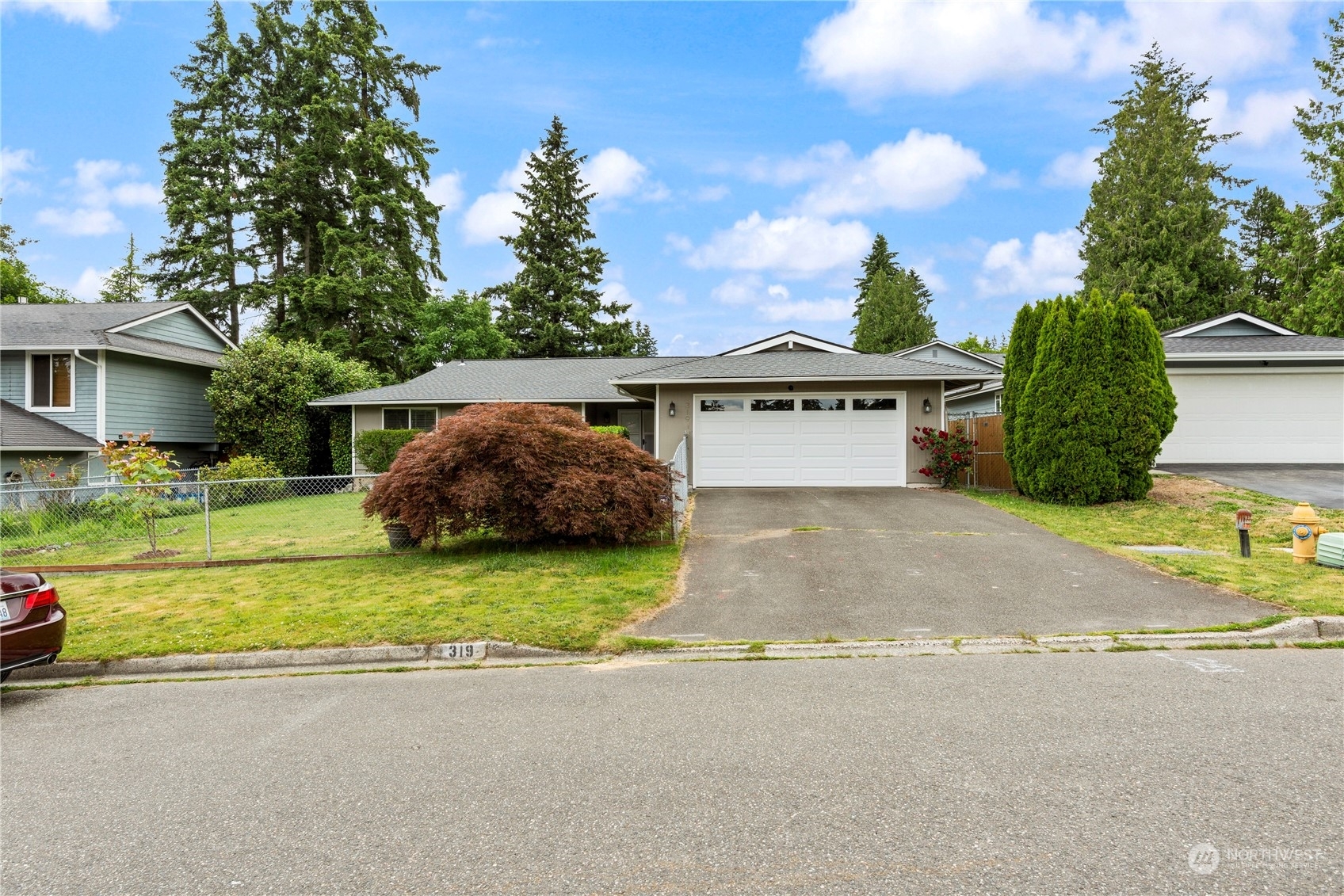 Property Photo:  319 217th Place SW  WA 98021 