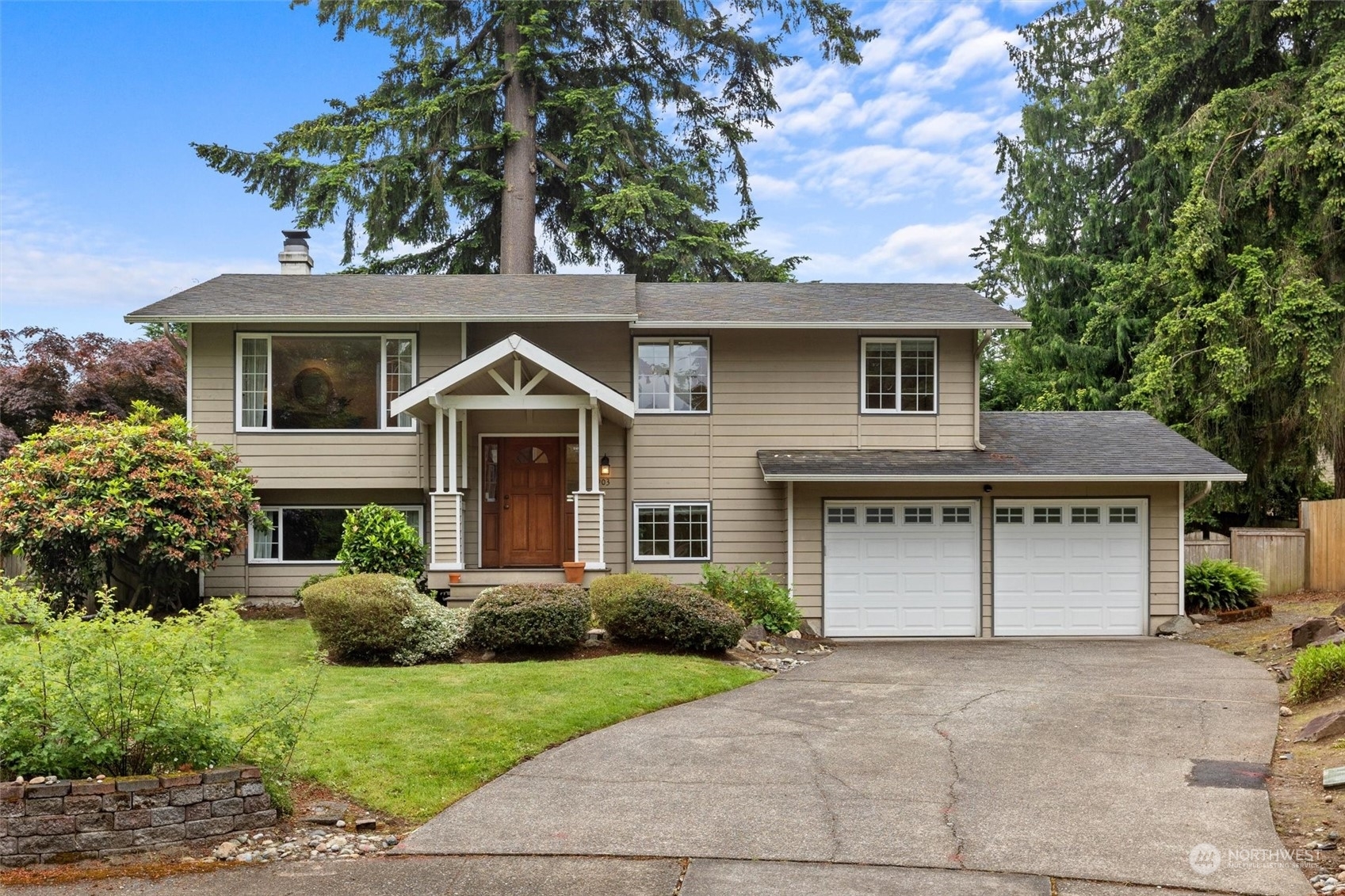 Property Photo:  6903 133rd Court NE  WA 98052 