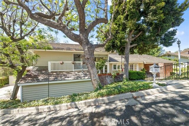 Property Photo: 2965 Lakeview Way CA 92835