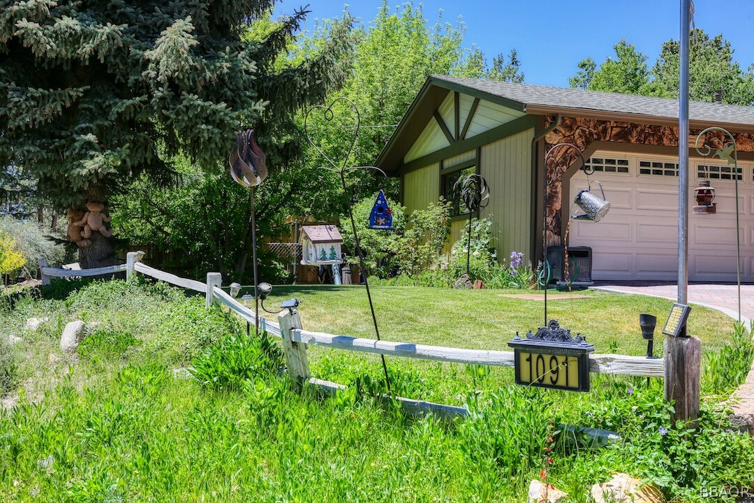 Property Photo:  1091 Blue Mountain Road  CA 92314 