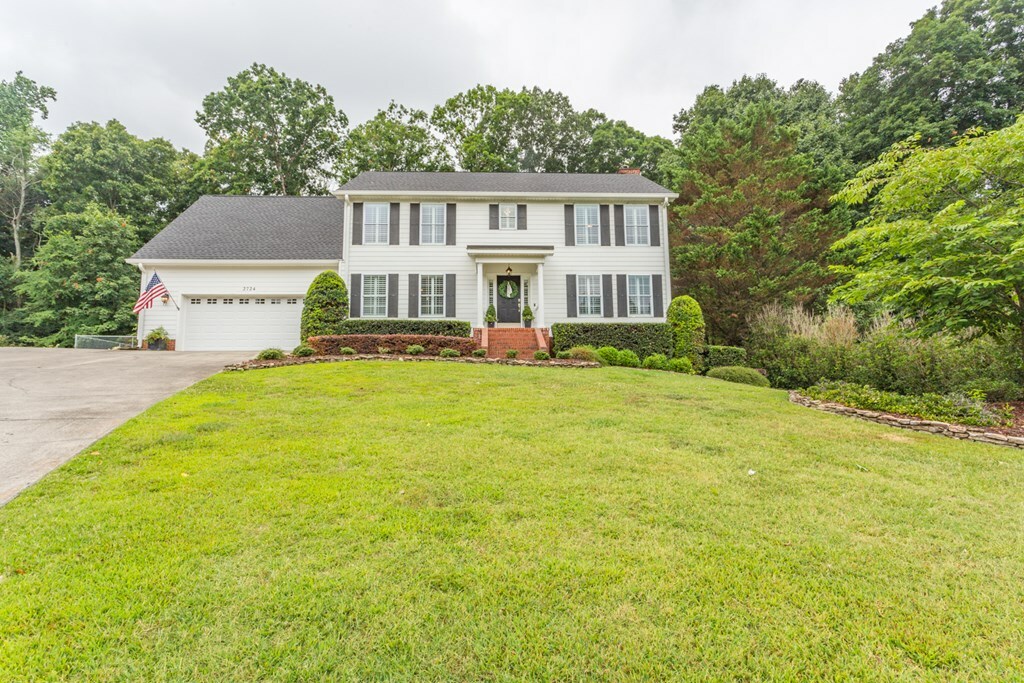 Property Photo:  2724 Sir Jon Drive  GA 30721 