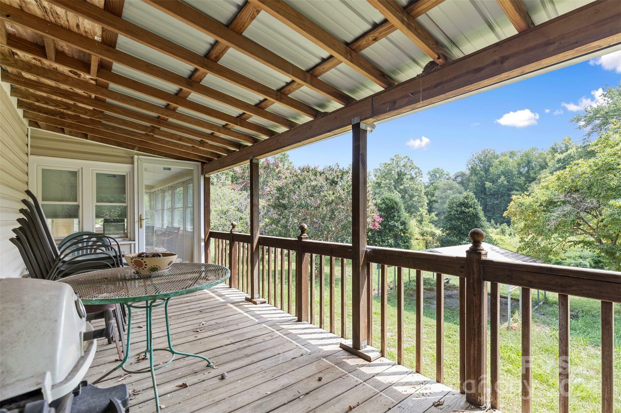 Property Photo:  7507 Waxhaw Creek Road  NC 28173 