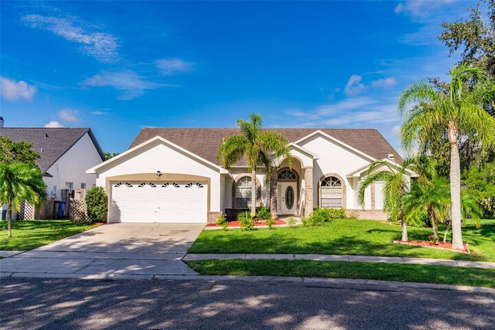 Property Photo: 613 Cranebrook Ct FL 32766