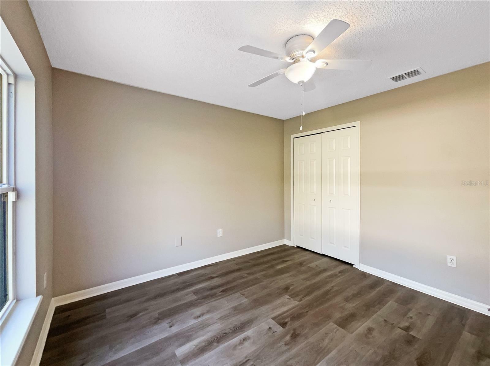 Property Photo: 1013 Winding Water Way FL 34714