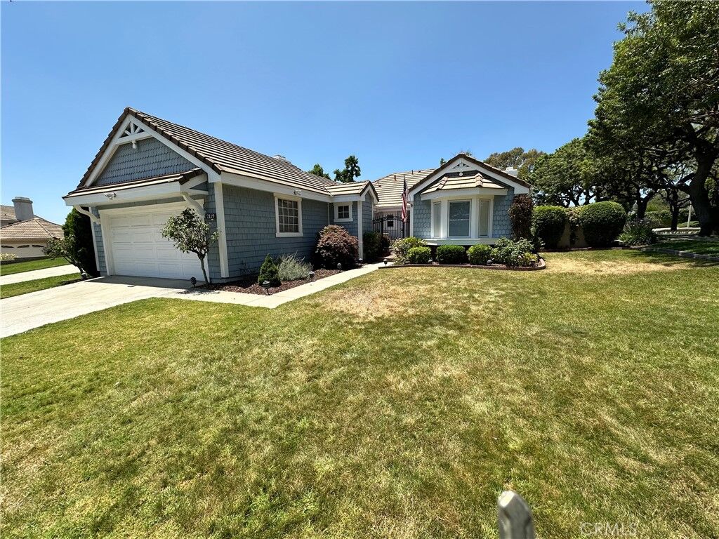 Property Photo: 2119 Sunrise Cir W CA 91784