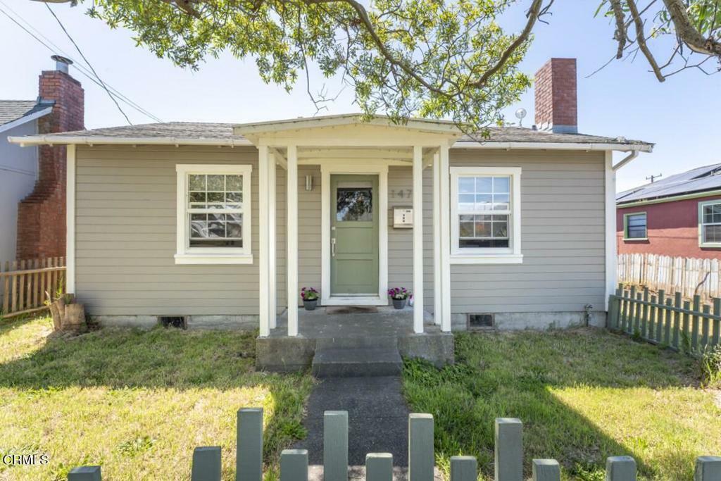 Property Photo:  147 Florence Street  CA 95437 