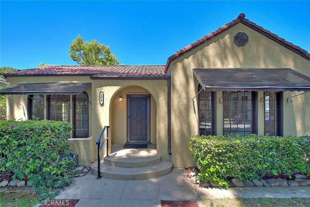 Property Photo:  1017 Diamond Avenue  CA 91030 