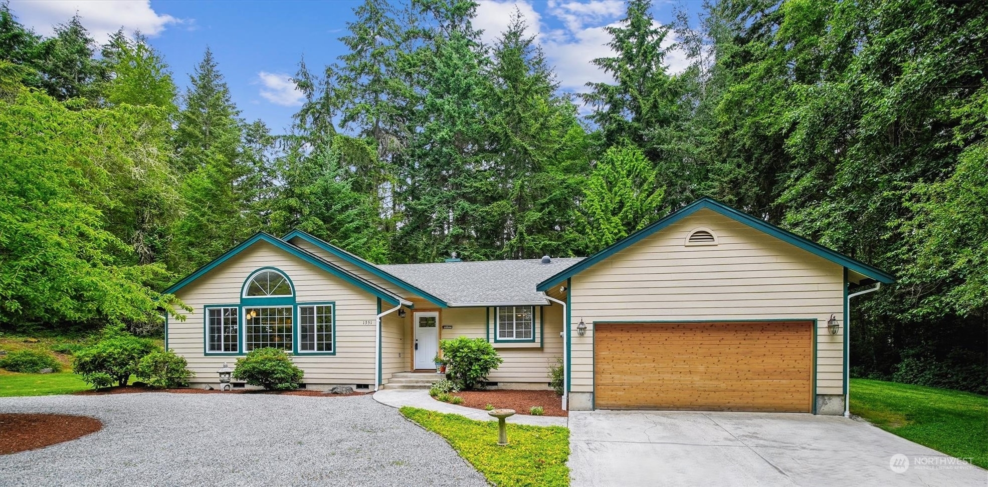 Property Photo:  1351 Pilchuck Heights  WA 98333 