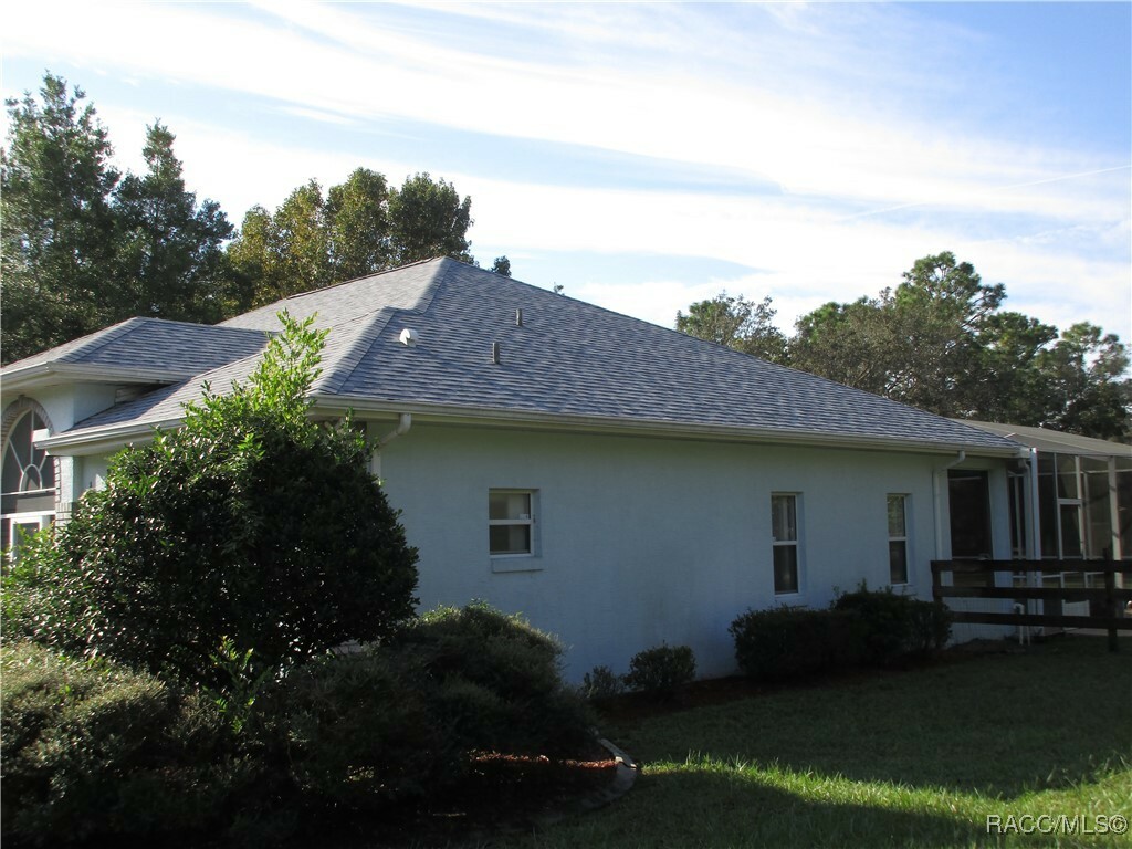 Property Photo:  5698 N Lena Drive  FL 34465 