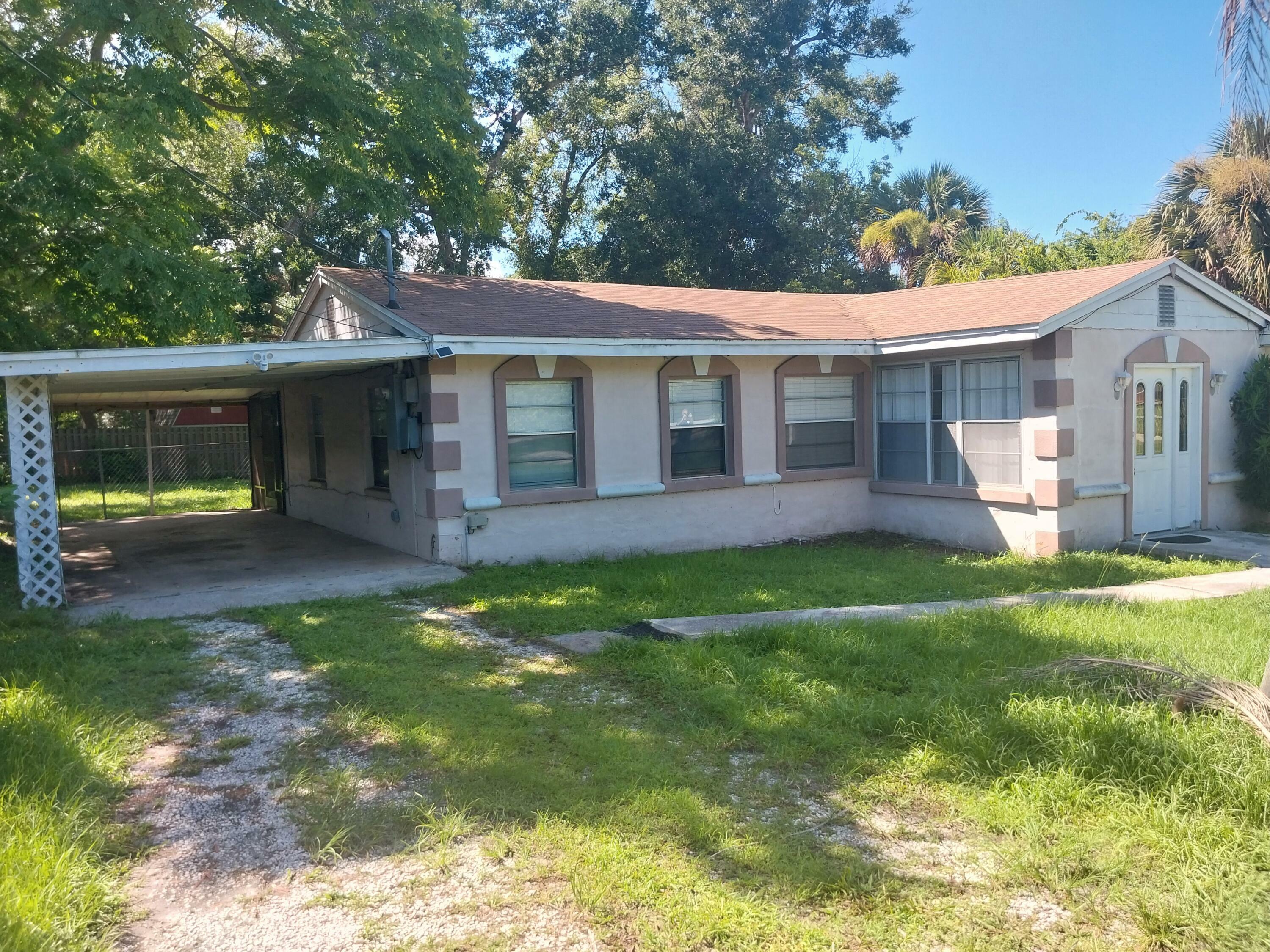 Property Photo:  1390 S Park Avenue  FL 32780 