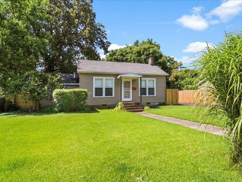 Property Photo:  380 Sugg Street  KY 42431 