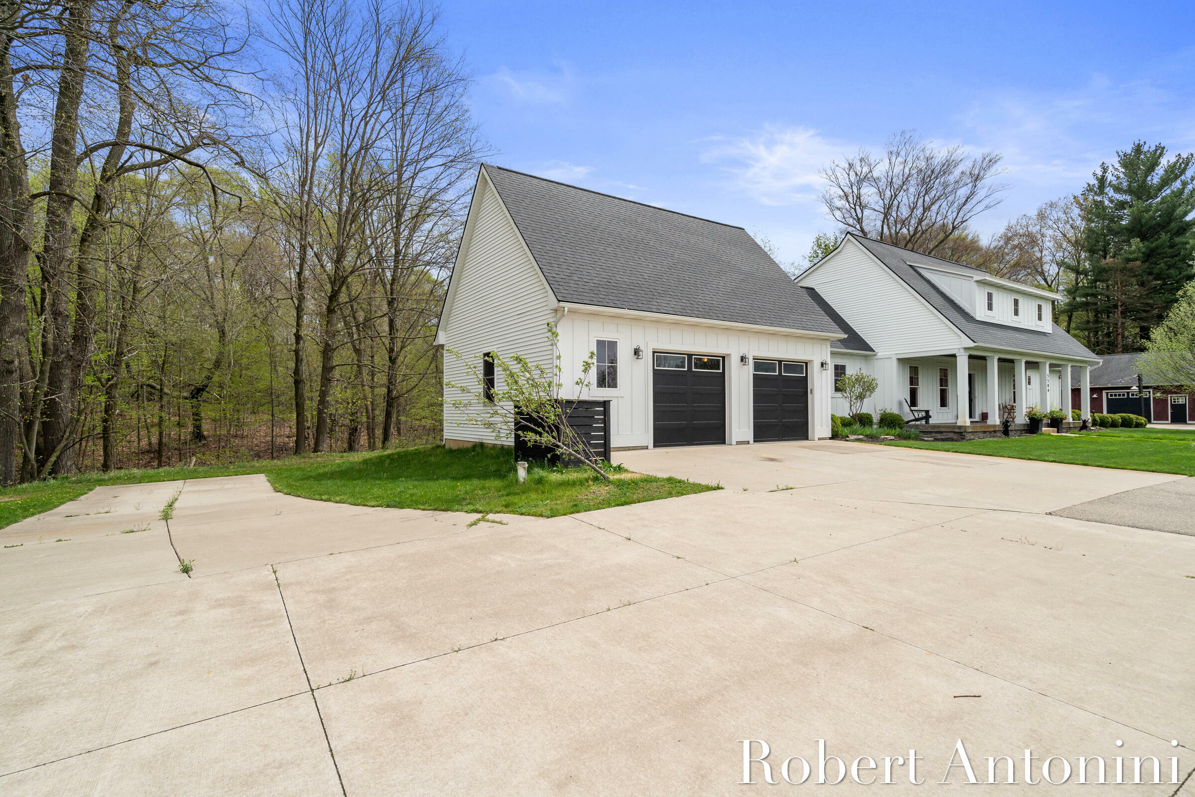 Property Photo:  5584 Thornapple River Drive SE  MI 49512 