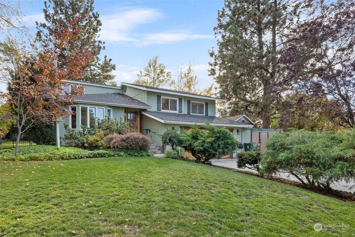 Property Photo: 4412 E 39th Avenue WA 99223