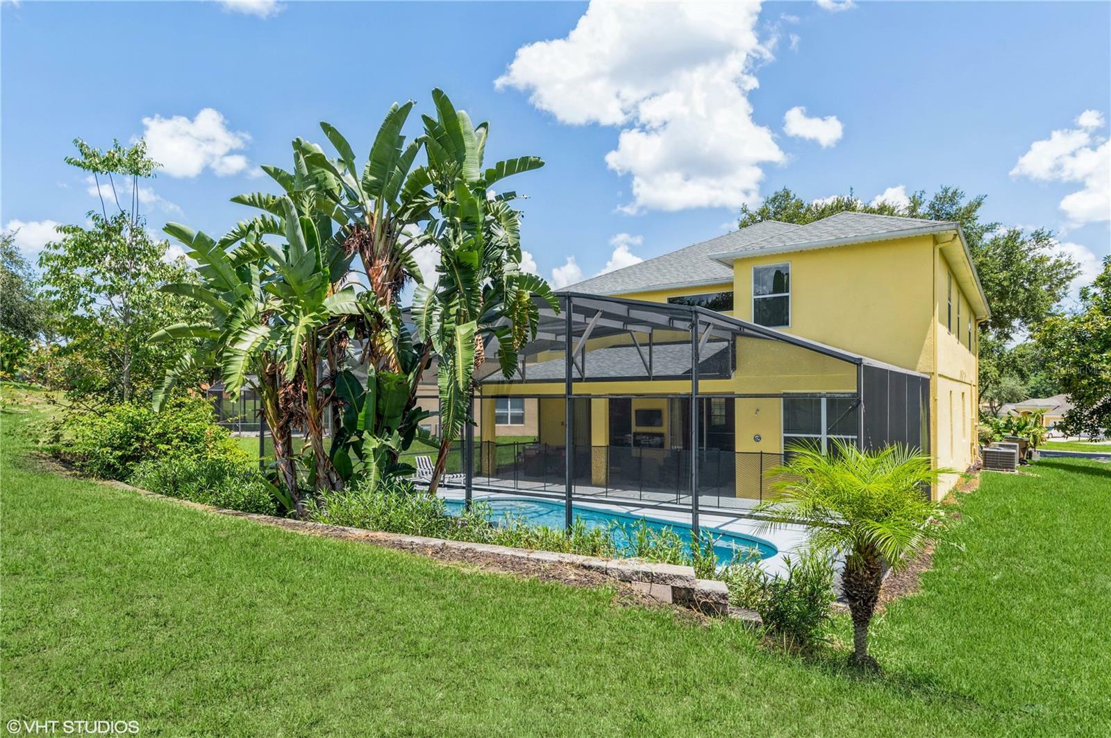 Property Photo:  2602 Isla Bonita Court  FL 34747 