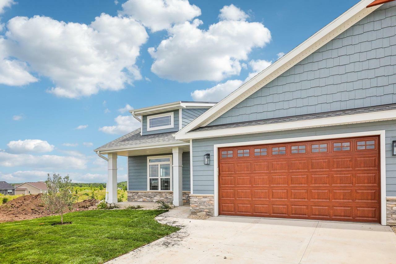 Property Photo:  4147 Fox Forest Way  WI 53532 