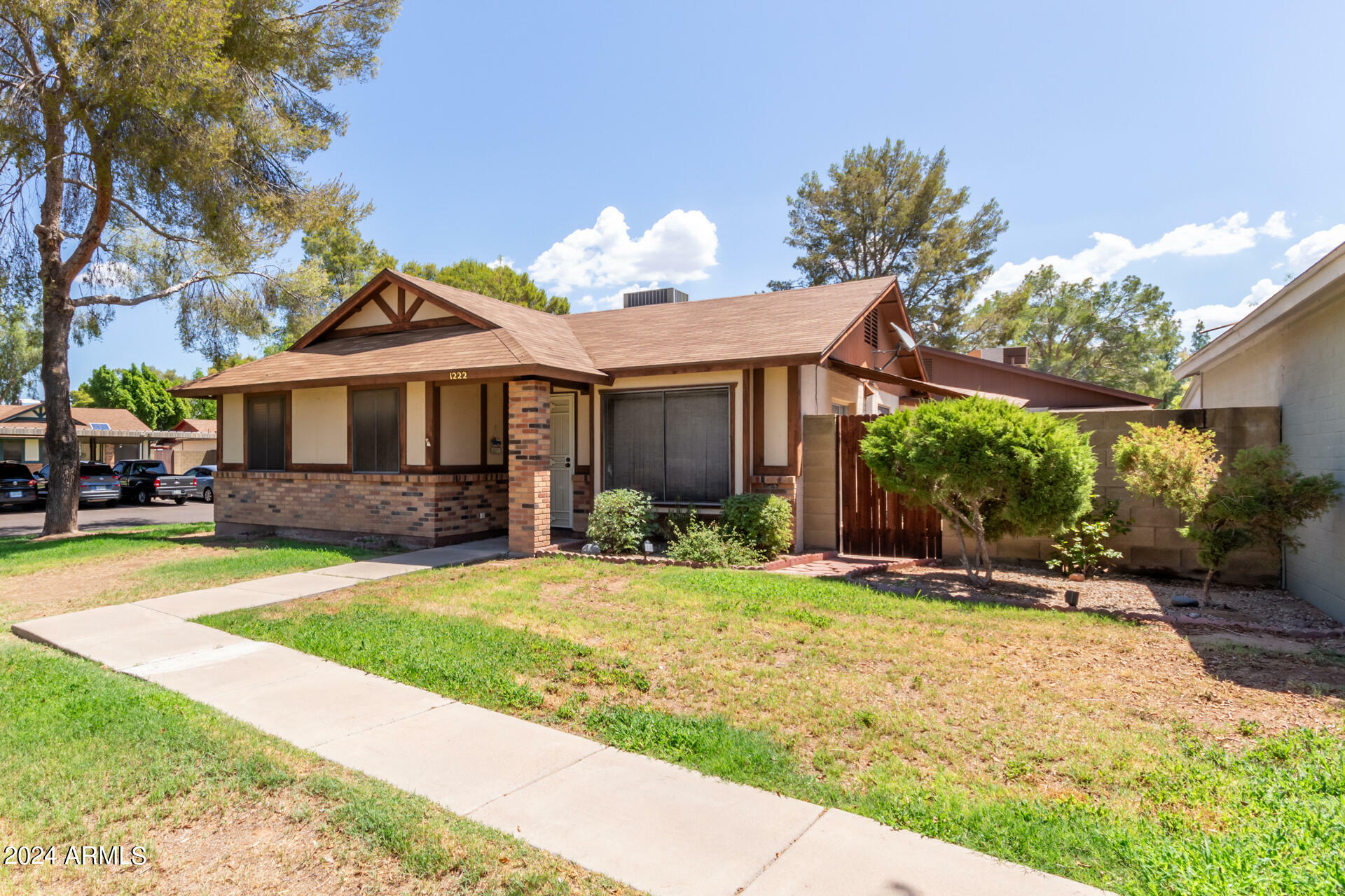 Property Photo:  5135 E Evergreen Street 1222  AZ 85205 