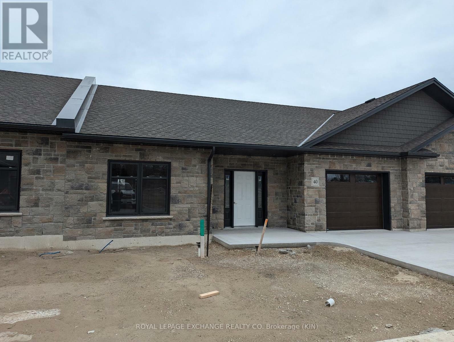 Property Photo: 1182 Queen Street 12 ON N2Z 1G4