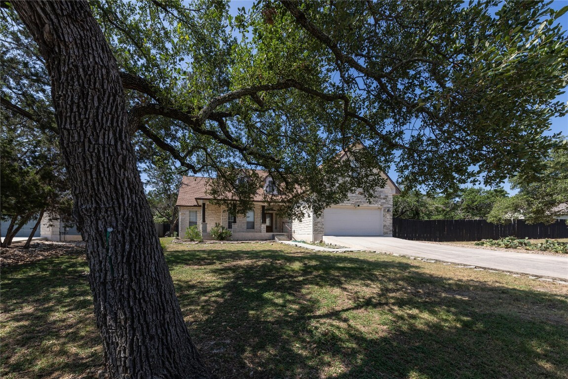 Property Photo:  86 Ridgewood Circle  TX 78676 