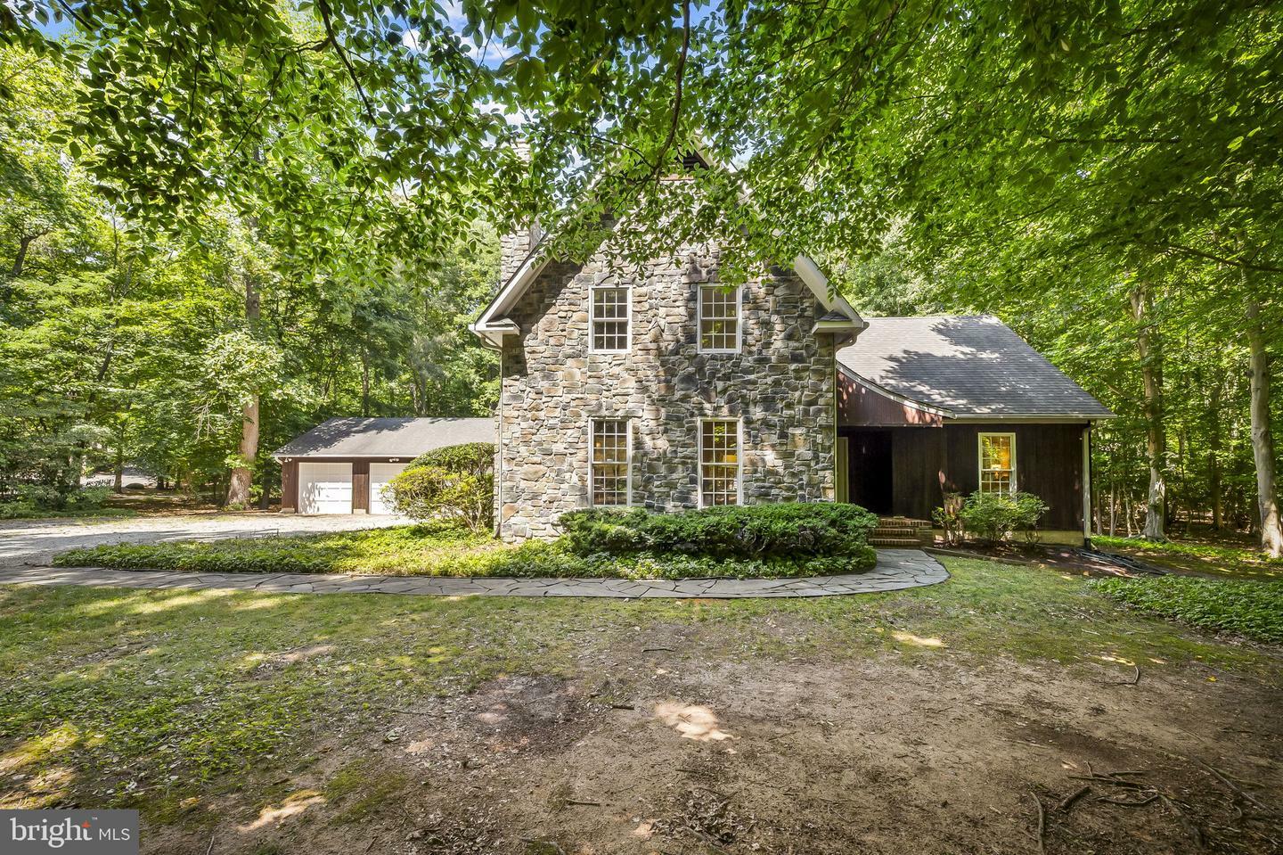 Property Photo:  634 Pinewood Drive  MD 21401 