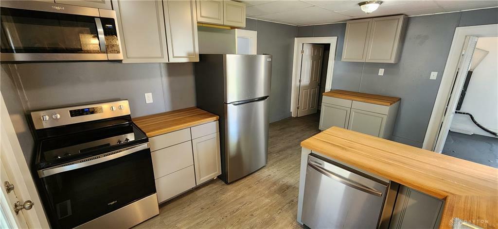 Property Photo:  270 W 1st Street  OH 45504 