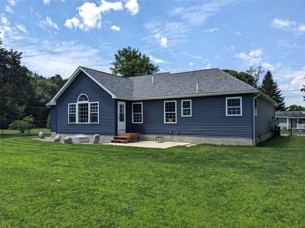 Property Photo:  97 Norton Road  PA 16401 