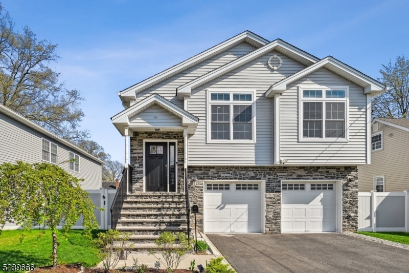 Property Photo: 122 E 11th St NJ 07036