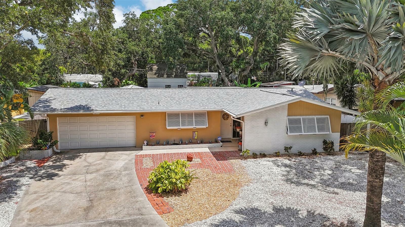 Property Photo:  11253 51st Avenue N  FL 33708 