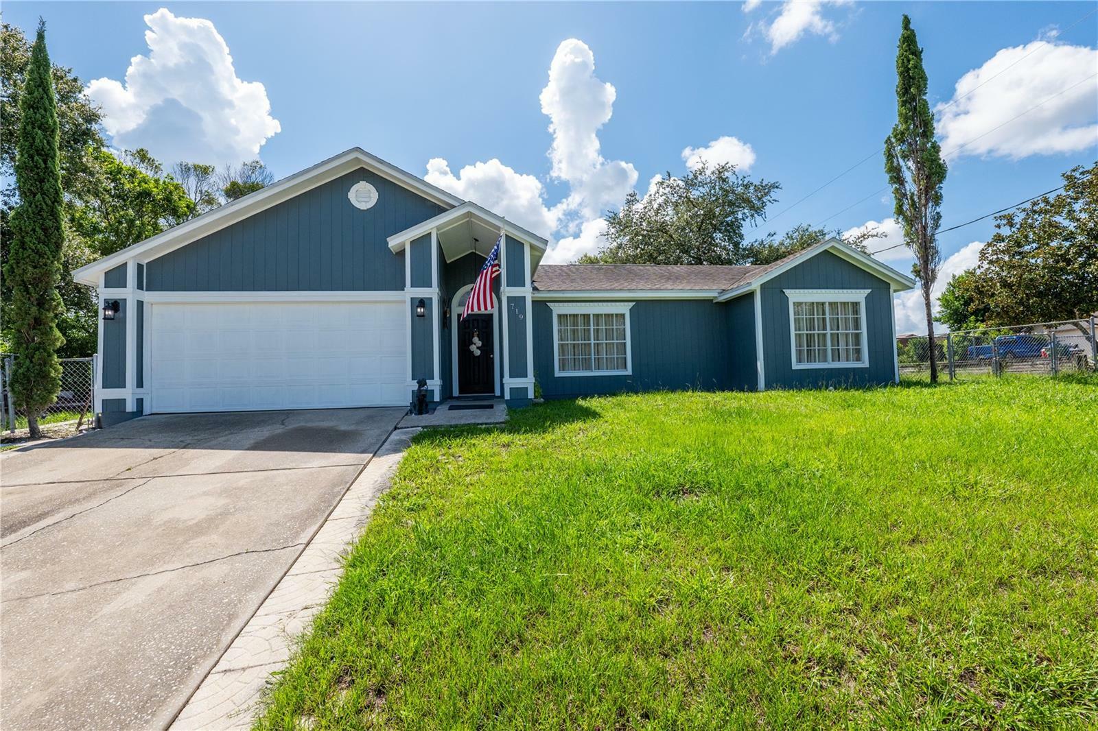 Property Photo:  719 Loretto Court  FL 32738 