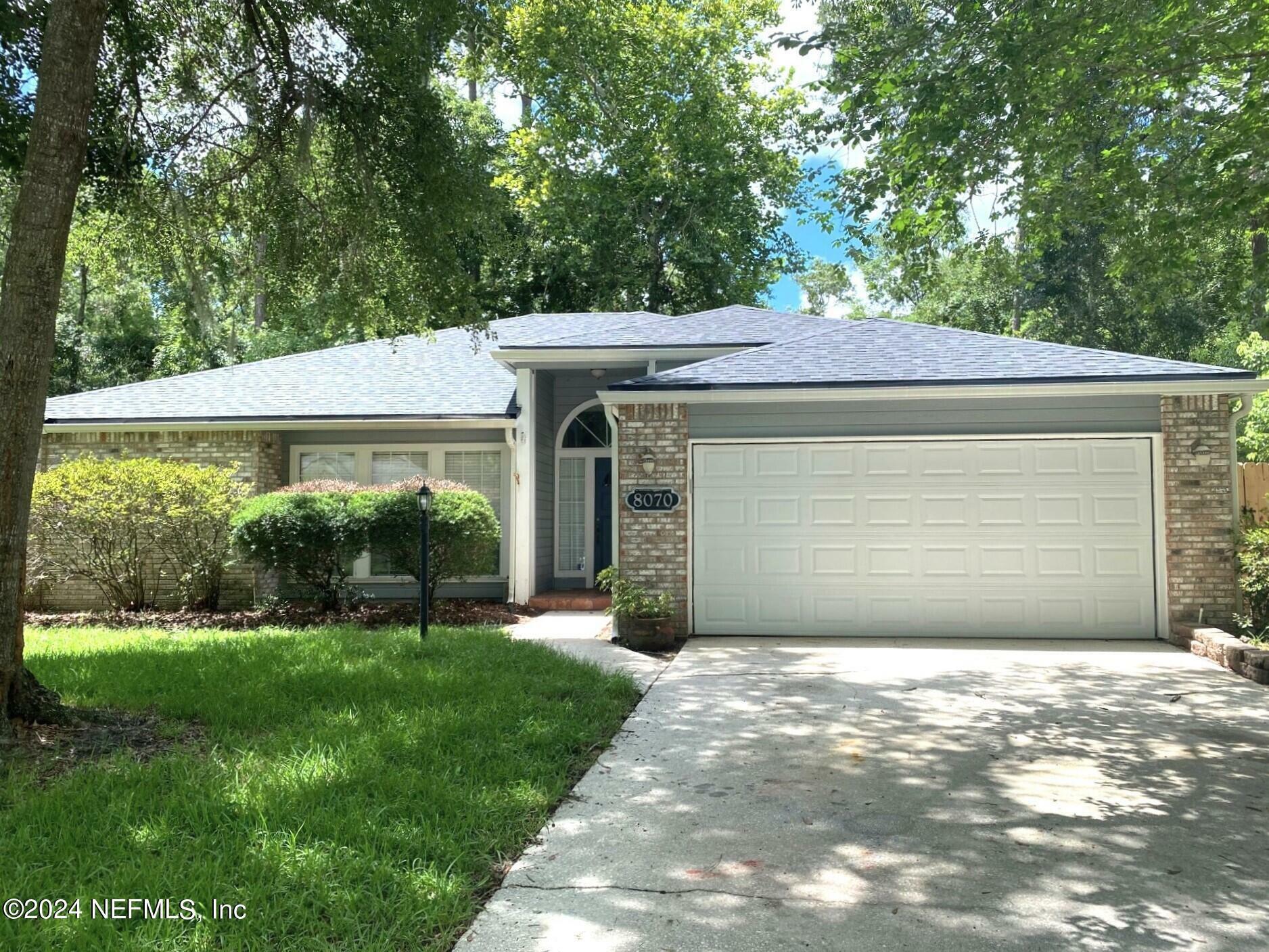 Property Photo:  8070 Dickie Drive  FL 32216 