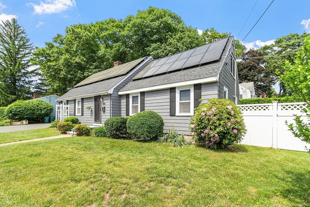 Property Photo:  123 Range Ave  MA 01904 