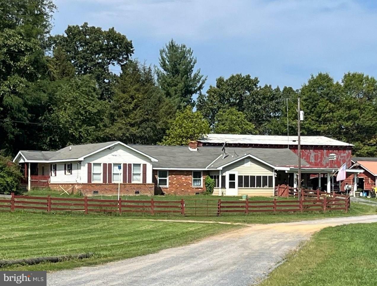 Property Photo:  478 Dry Creek Road  VA 22835 