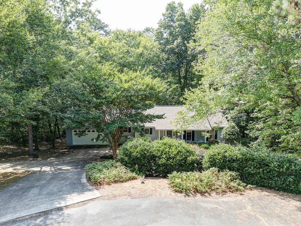 Property Photo:  138 Ralston Ct  GA 30721 